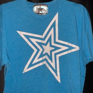 Dirty couture men’s large aqua blue star shirt